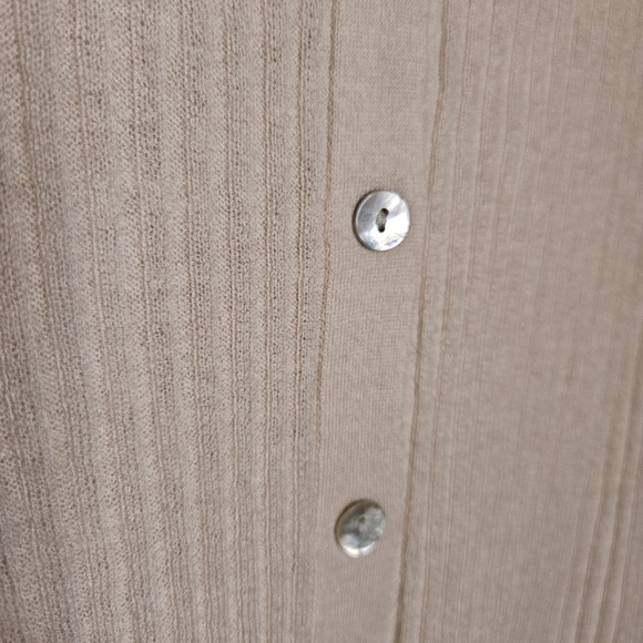 Vince Ribbed Button Front Cashmere & Silk Blend Polo Shirt NWT - Picture 5 of 9